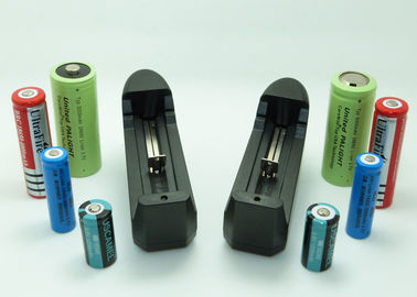 China Longest Lasting 18650 Li Ion Battery , Universal Lithium Ion Camera Battery Charger supplier