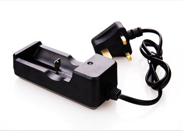 China 936Y Rechargeable Universal Li Ion Battery Charger 3.7V For 18650 26650 Battery supplier