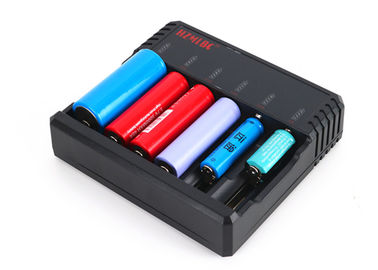 China Durable Li Ion 18650 Plug In Battery Charger 3.7V Nominal Voltage Protected supplier