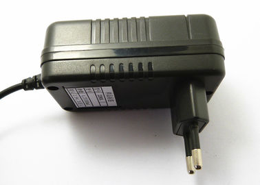 China 5V 12.6V 12 Volt Lithium Ion Battery Charger , 0.5A 1A 2A 3A Battery Trickle Charger supplier